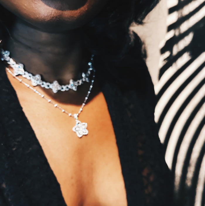 The Glacé Bloom Necklace