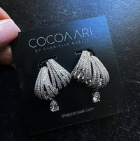 The Claw Stud Earrings