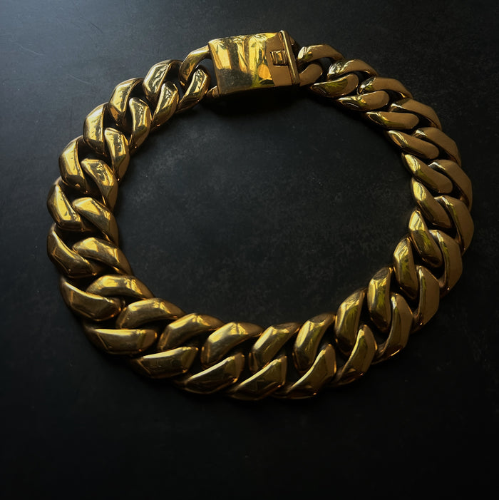 The Sovereign Cuban Choker