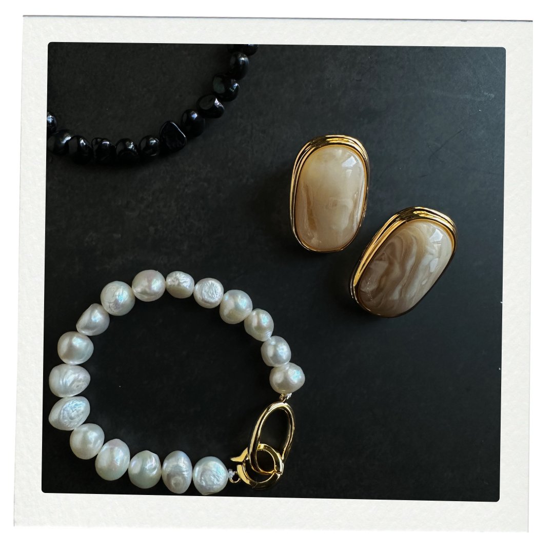 Still Aura — Pearl Bracelet