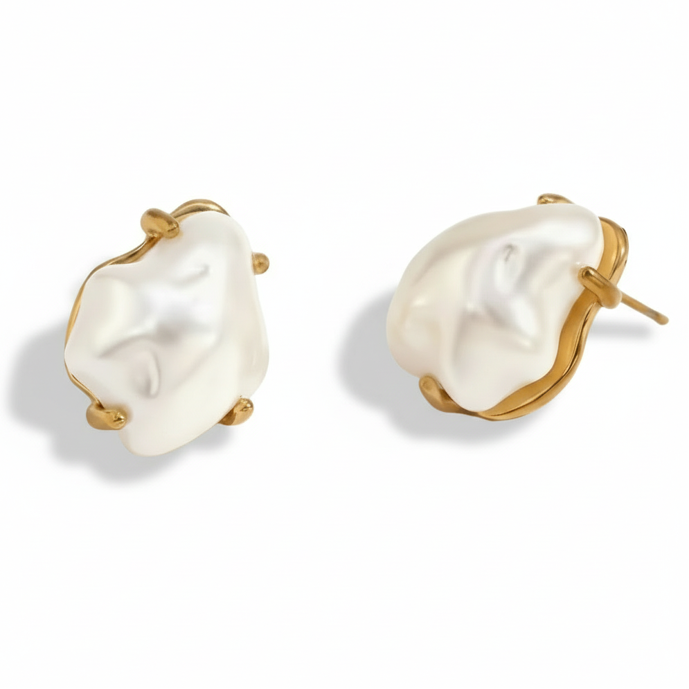 The Muse Pearl Studs